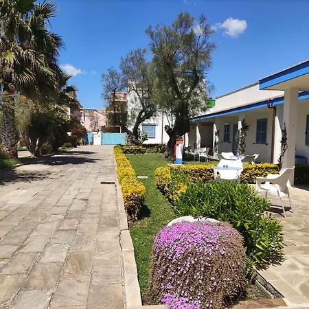 Hotel Riva Di Palo 3*